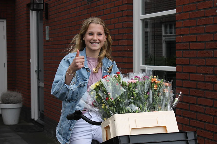 Bijbaantje bloemenwijk proberen scholier